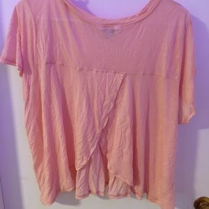 Opened Back Athletic Shirt